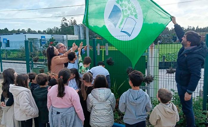 Eco-Escolas do Agrupamento Gândara-Mar hastearam a Bandeira Verde
