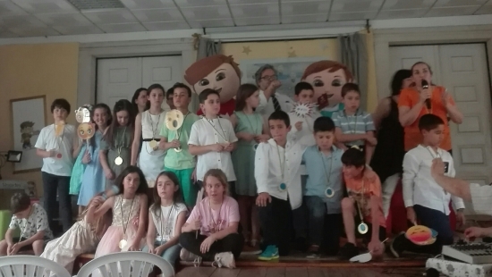 Turma da Escola Cantanhede Sul apresentou a peça “Mentes Empreendedoras Mini-Sharks 2018”